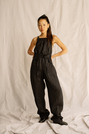 
                  
                    CROSSBACK JUMPSUIT / BLACK
                  
                