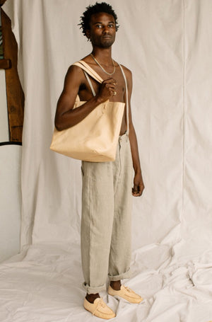 
                  
                    OVERSIZE TOTE / UNDYED
                  
                